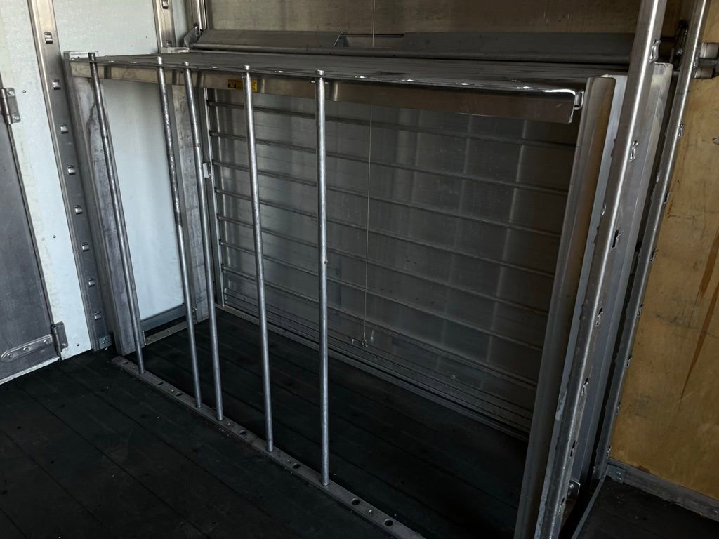 Used 2013 Ford E-450 and Econoline 450 Super Duty w/ PWR Locks & Windows Group RWD image 18