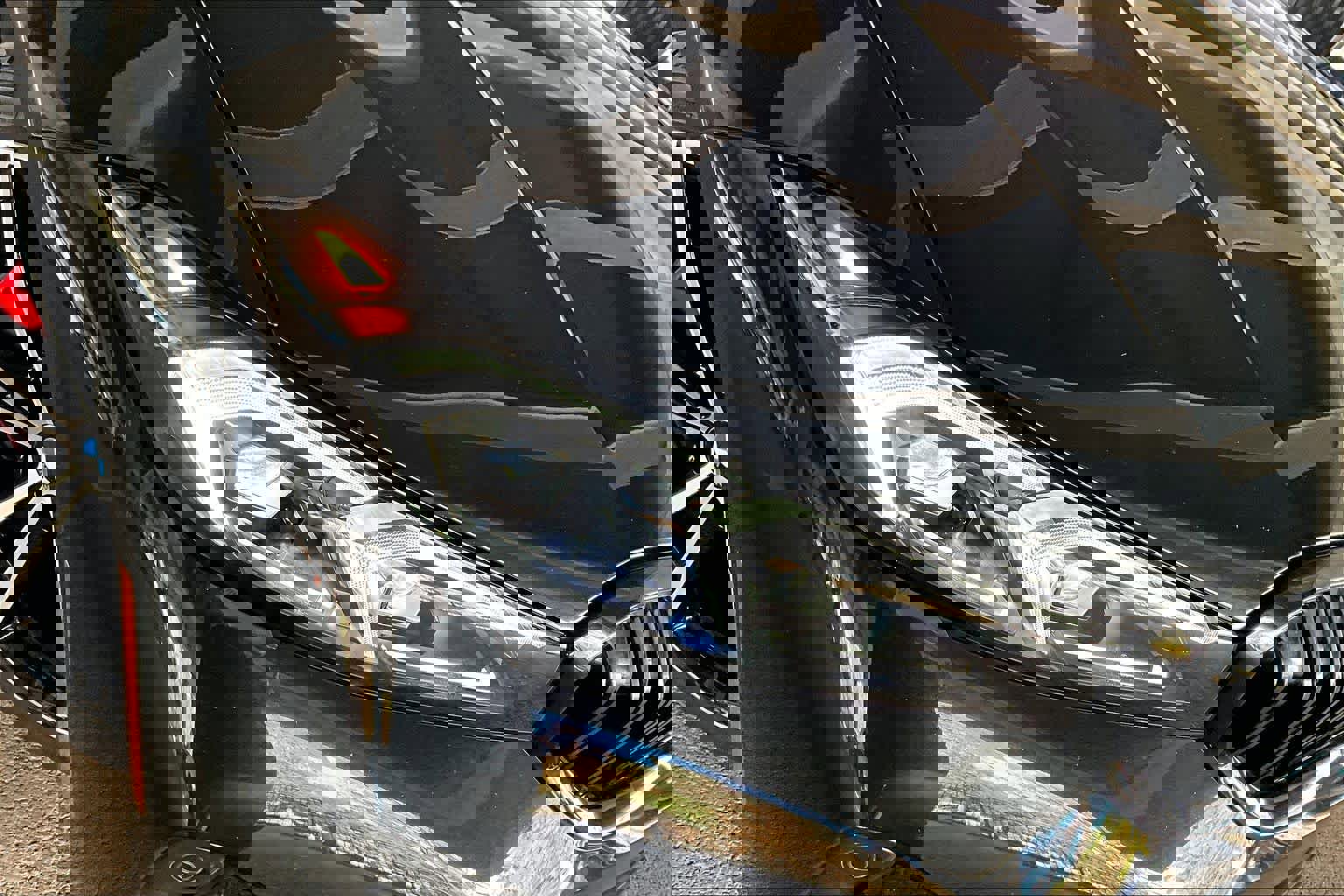 Used 2023 BMW 330i Sedan w/ M Sport Package image 27