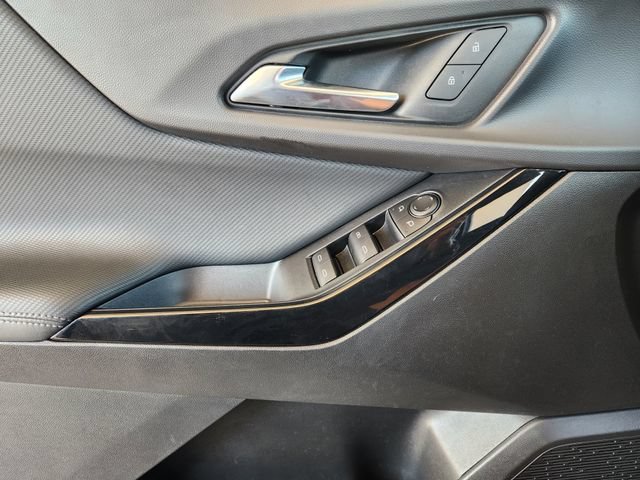 Used 2026 Chevrolet Equinox LT FWD image 24