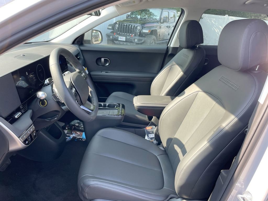 New 2025 Hyundai Ioniq 5 SEL image 36
