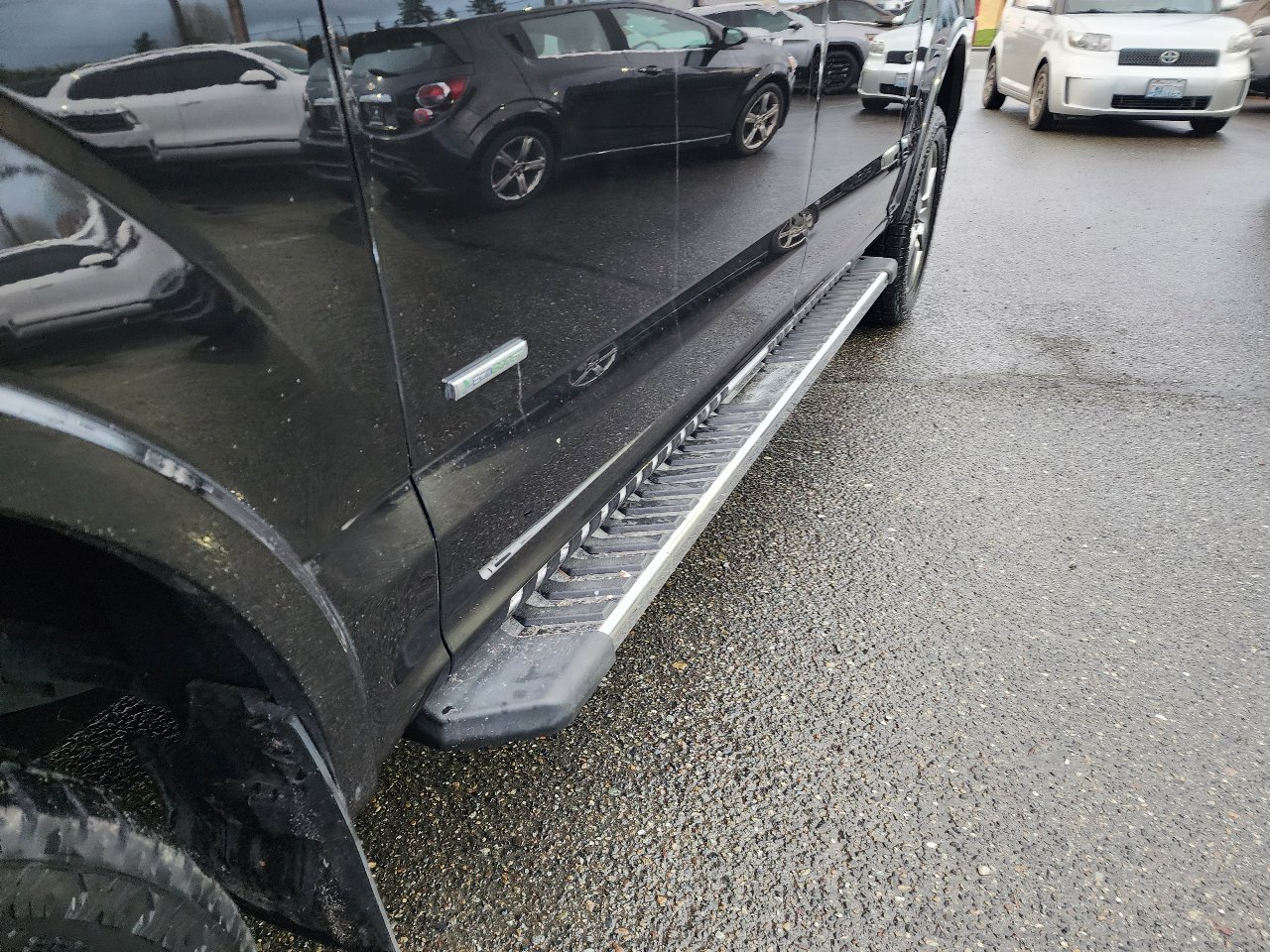 Used 2015 Ford F150 Lariat w/ Equipment Group 502A Luxury image 30