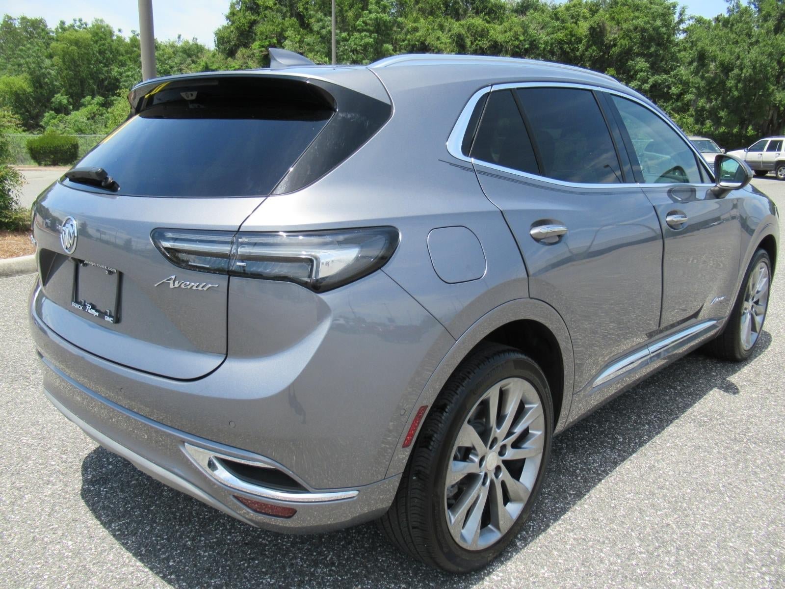 Used 2021 Buick Envision Avenir w/ Technology Package II FWD image 7