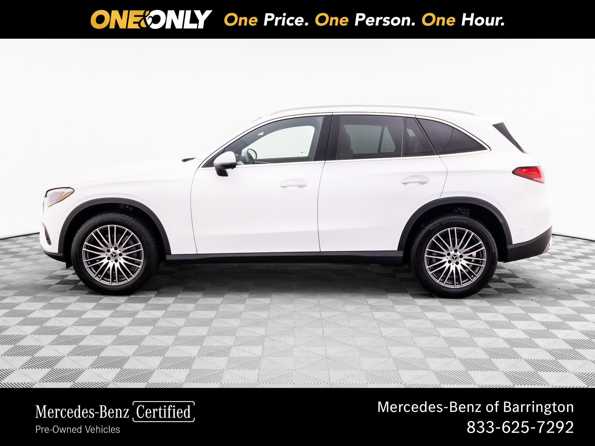Certified 2025 Mercedes-Benz GLC 300 4MATIC image 2