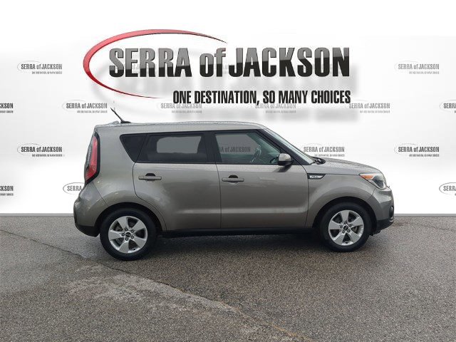Used 2018 Kia Soul FWD image 9