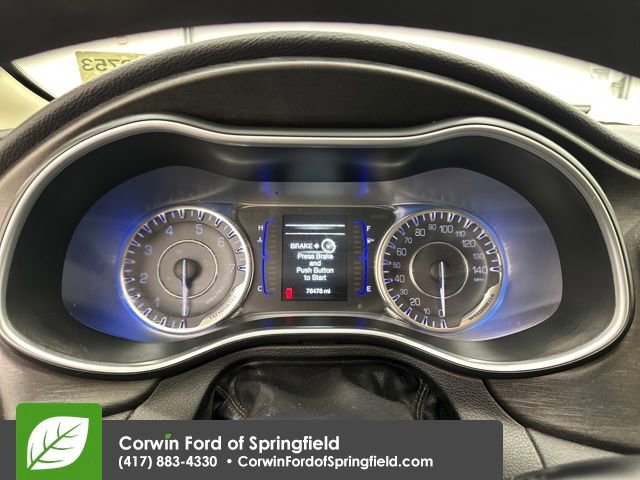 Used 2016 Chrysler 200 LX image 26