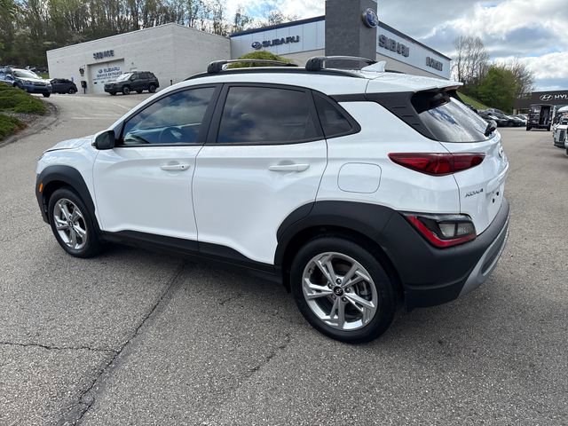 Used 2023 Hyundai Kona SEL w/ Convenience Package image 3