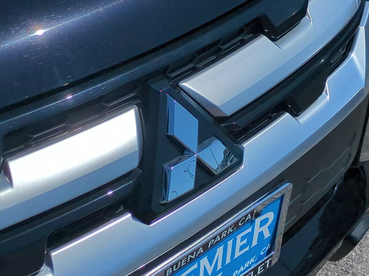Used 2025 Mitsubishi Outlander Sport SE AWD/4WD image 29