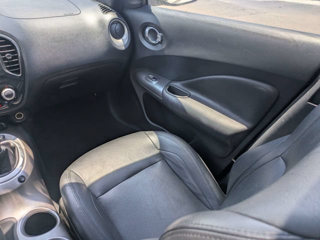 Used 2011 Nissan Juke SV FWD image 16