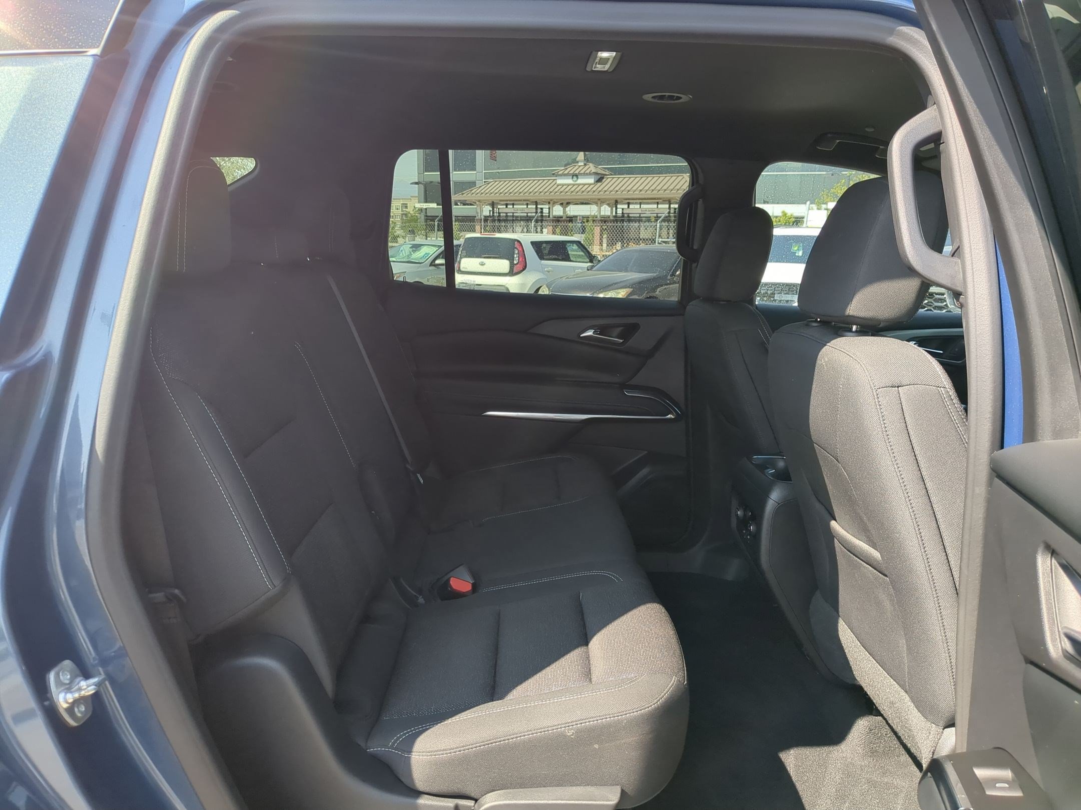 Used 2024 Chevrolet Traverse LT w/ Trailering Package FWD image 26