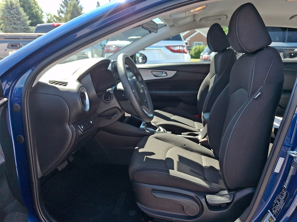 Used 2023 Kia Forte LXS FWD image 15
