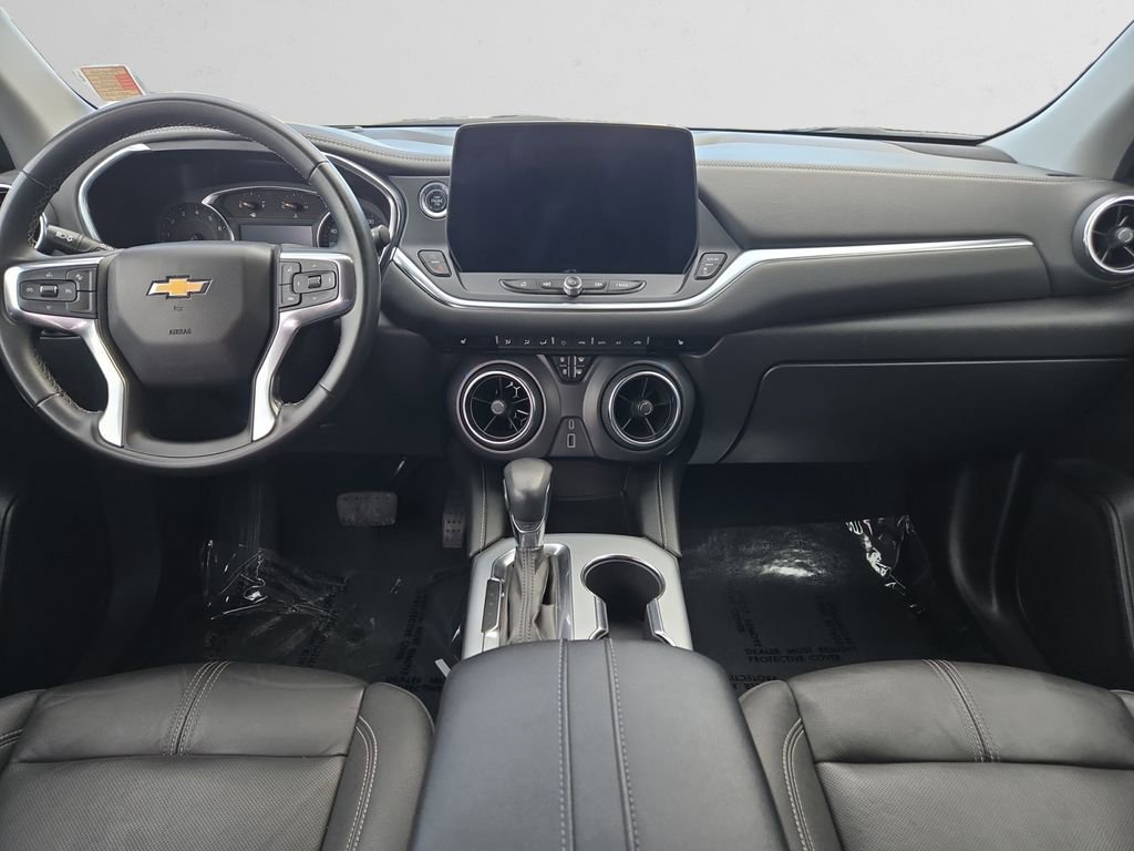 Used 2024 Chevrolet Blazer LT image 11