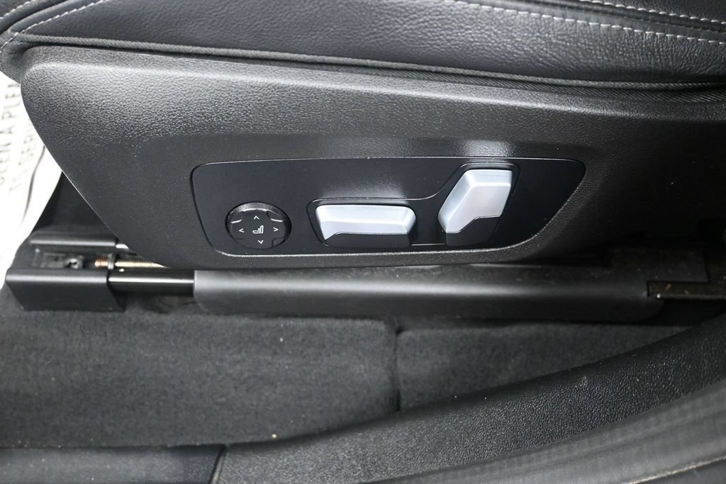 Used 2022 BMW X3 xDrive30i AWD/4WD image 11