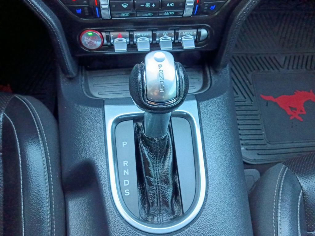 Used 2022 Ford Mustang Premium image 10