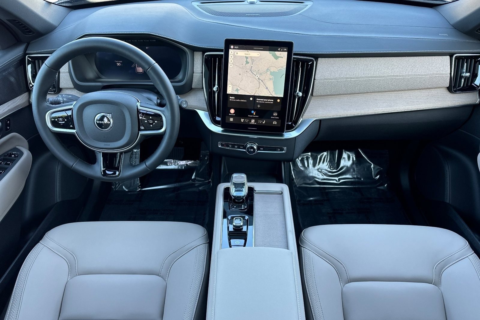 New 2026 Volvo XC90 B6 Plus image 3