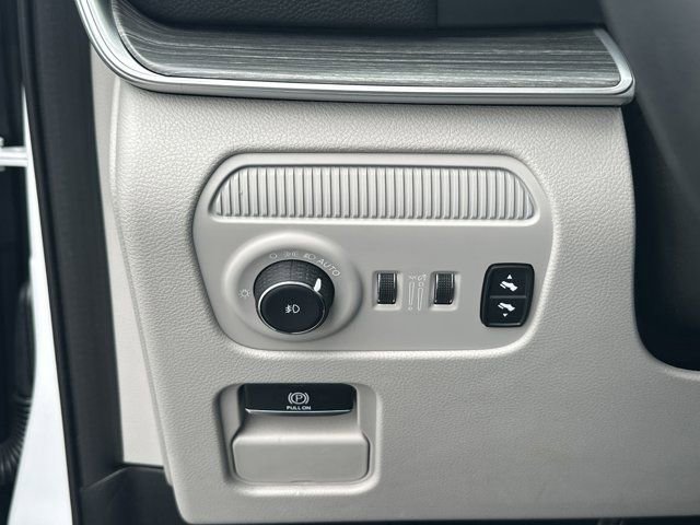 Certified 2023 Jeep Wagoneer Series III w/ Premium Group I image 28