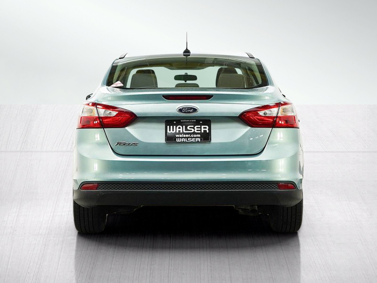 Used 2012 Ford Focus SE FWD image 4