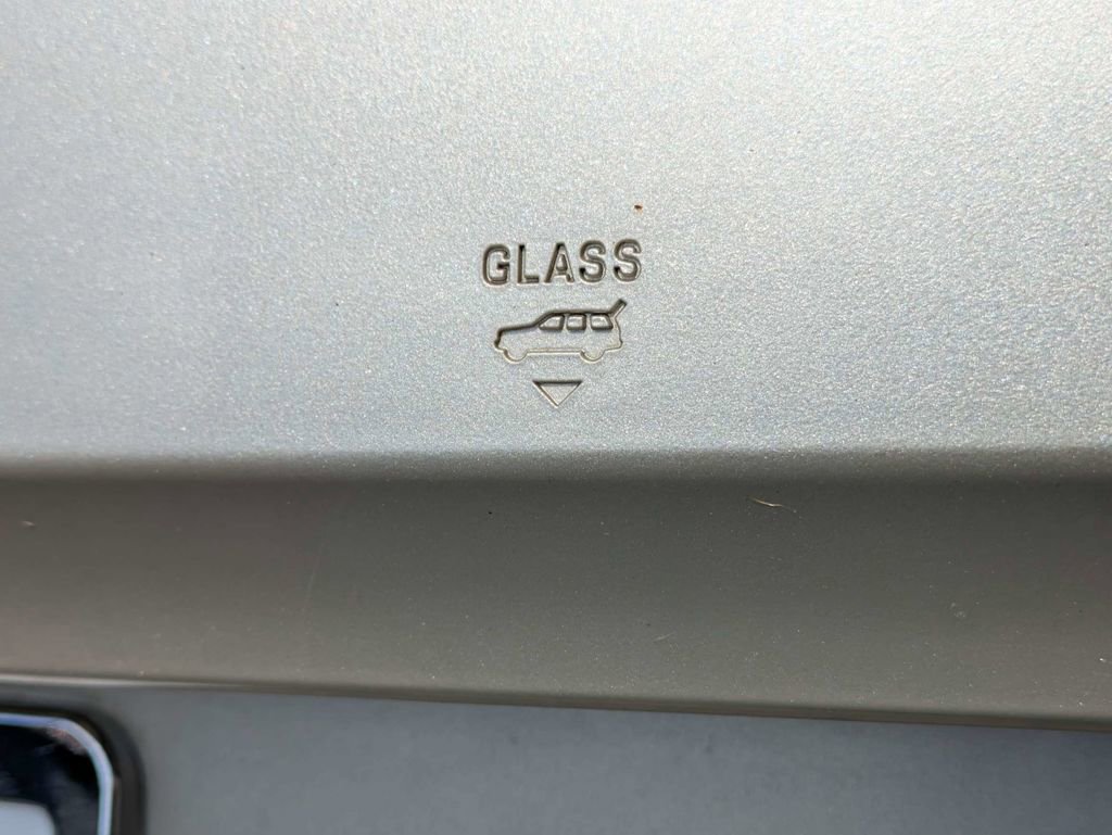 Used 2010 Ford Escape XLS image 14