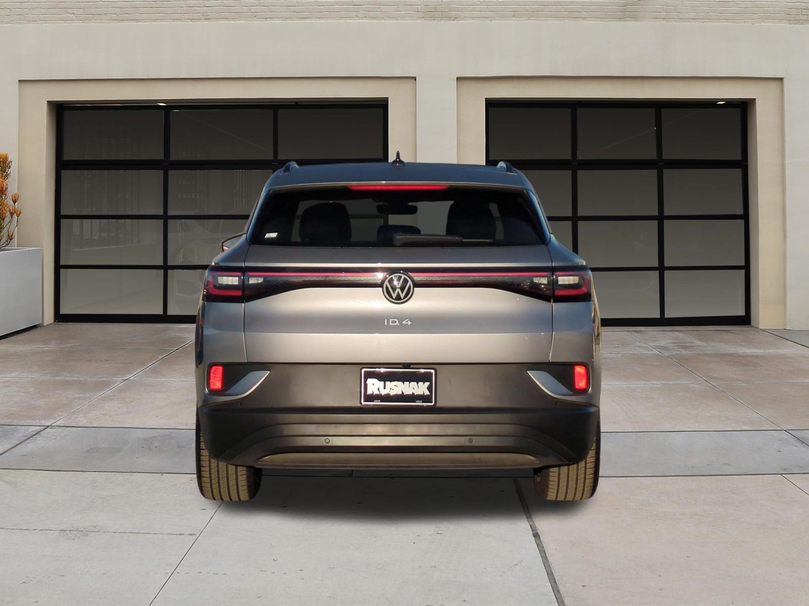 Used 2023 Volkswagen ID.4 Pro S RWD image 5