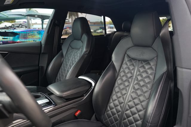Used 2023 Audi SQ8 Prestige AWD/4WD image 10