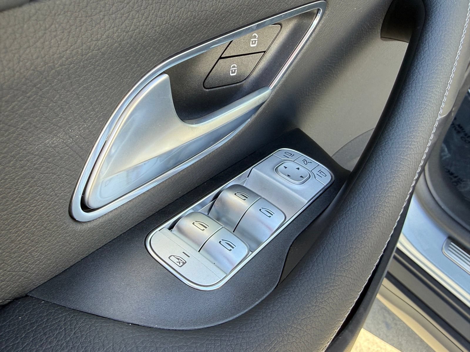 New 2026 Mercedes-Benz GLS 450 4MATIC image 16