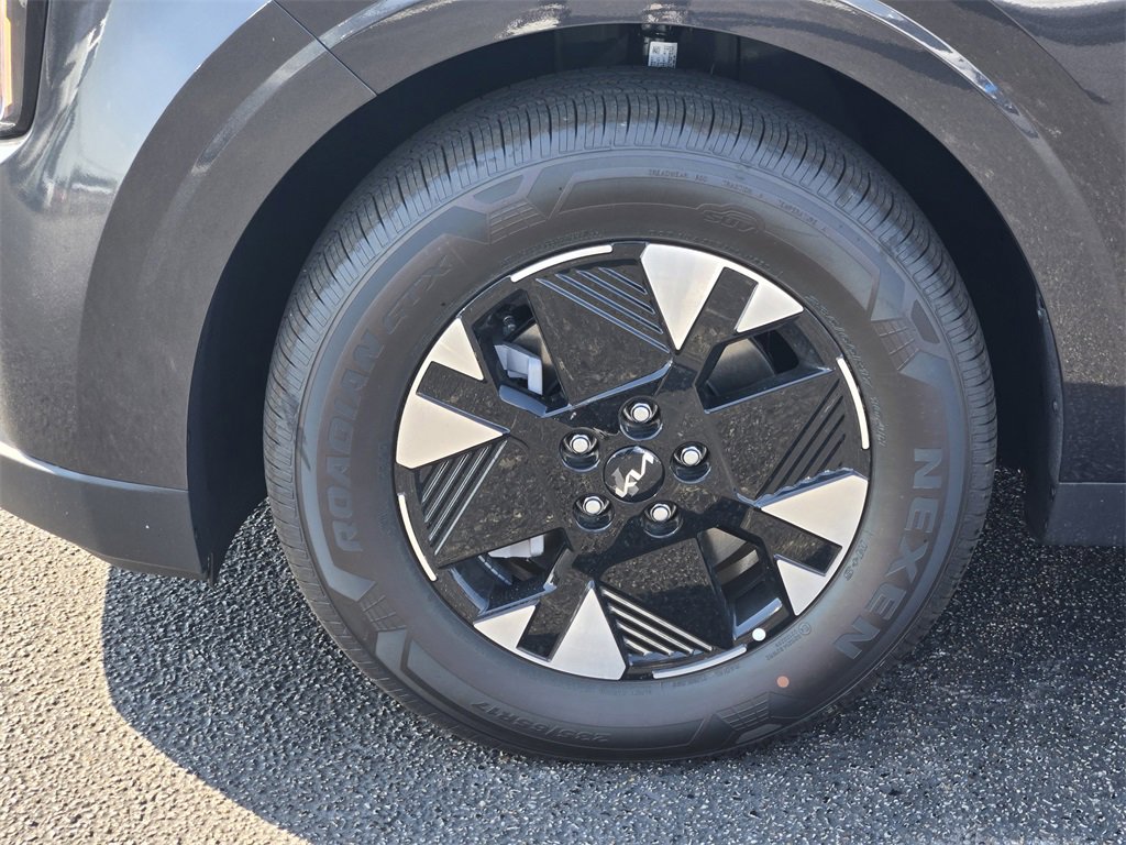 New 2026 Kia Carnival LXS image 7