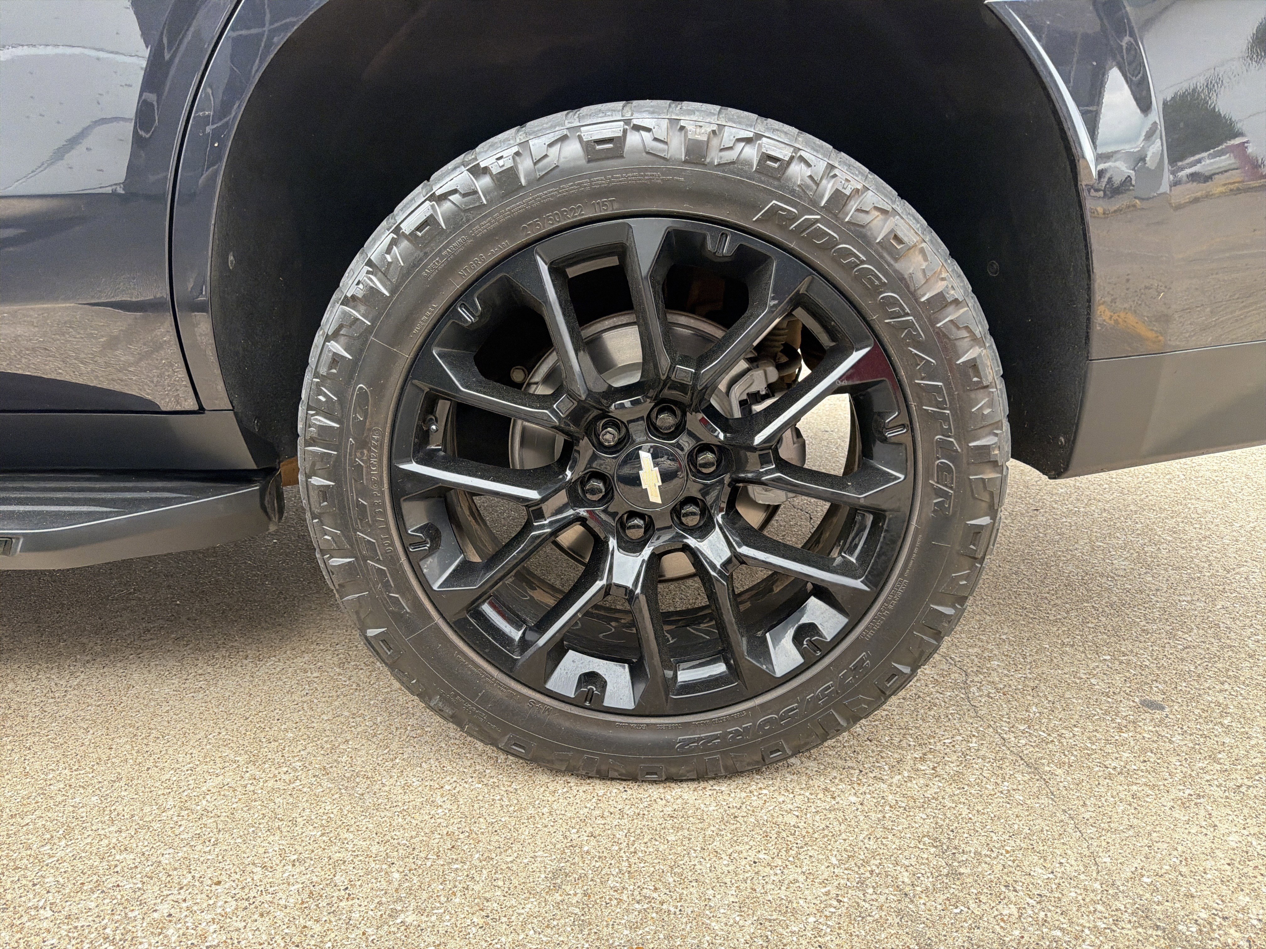 Used 2022 Chevrolet Tahoe RST w/ Luxury Package image 28