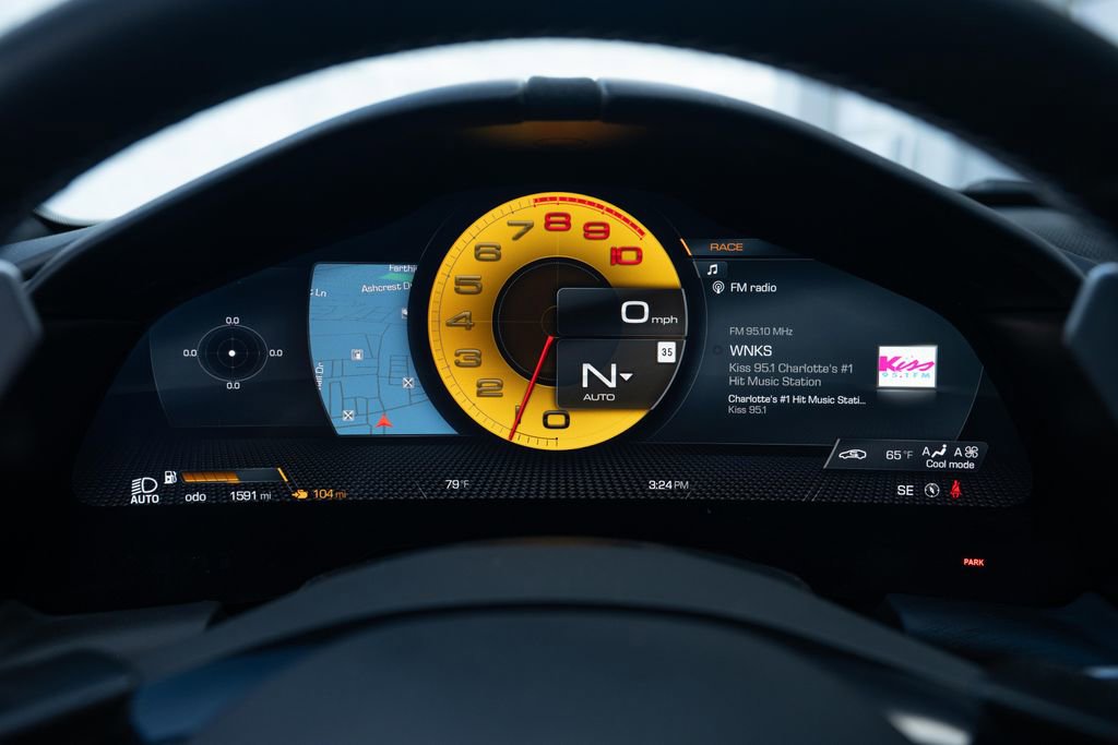 Used 2022 Ferrari Roma RWD image 35