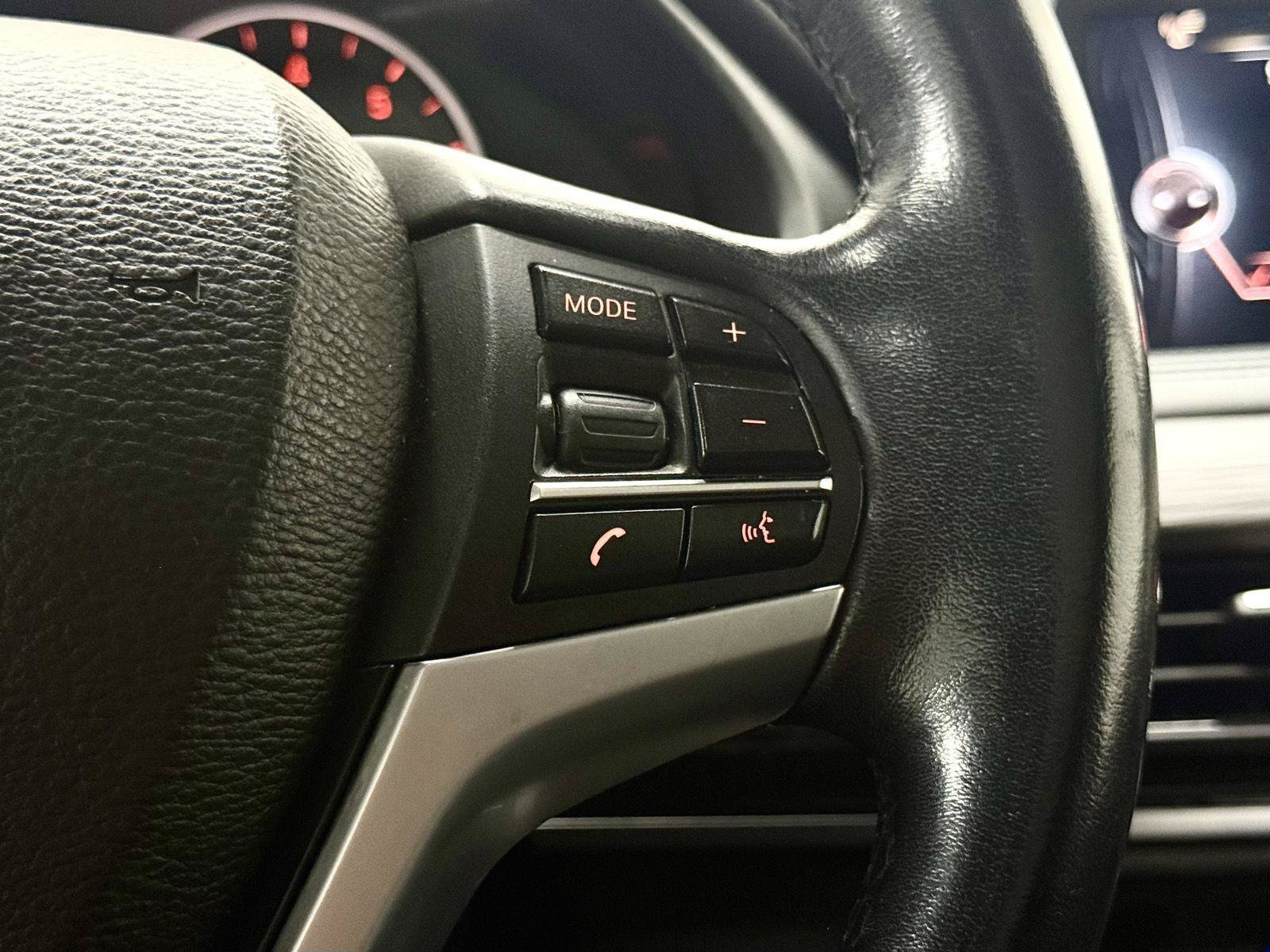 Used 2015 BMW X5 xDrive50i AWD/4WD image 26