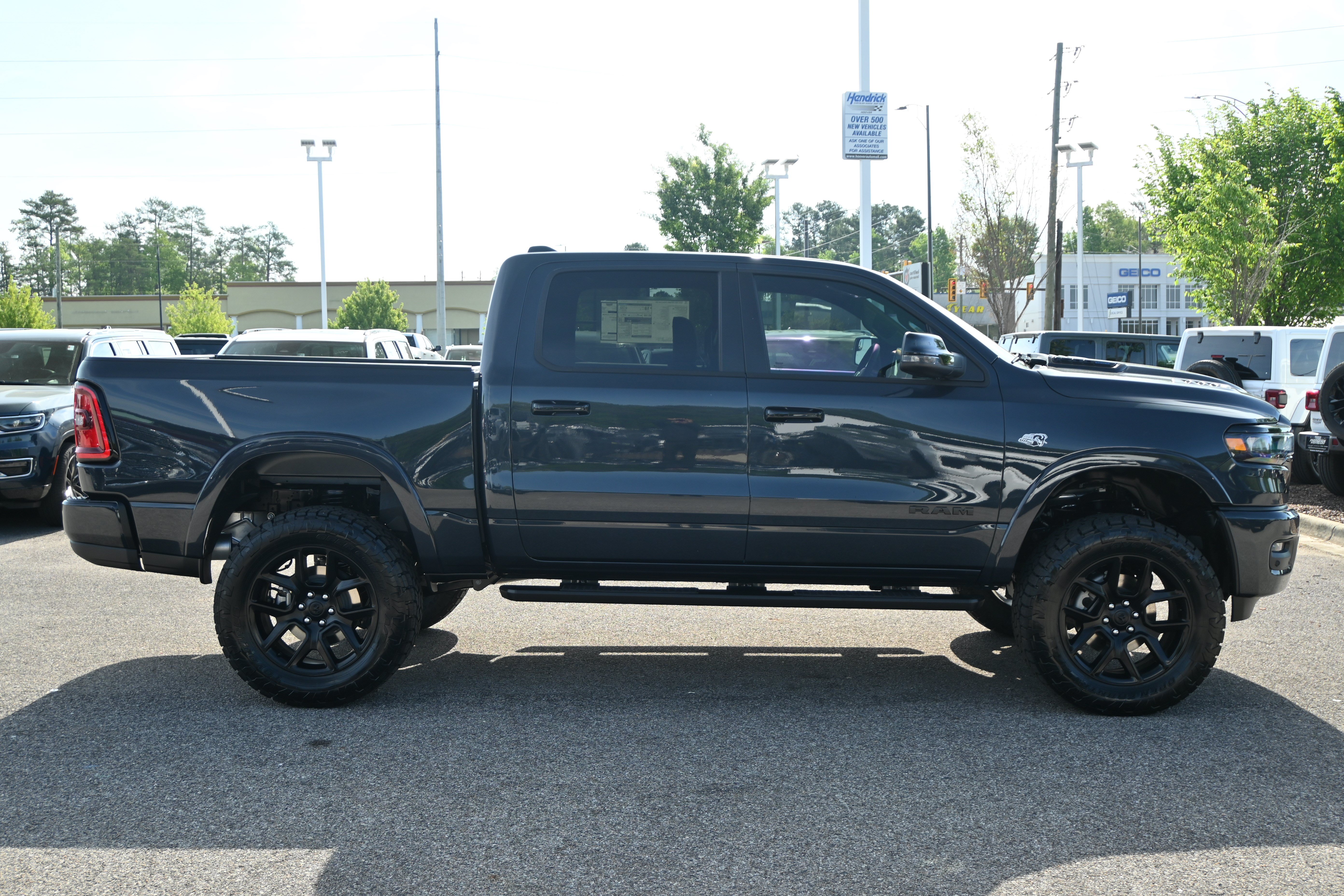 New 2026 RAM 1500 Laramie w/ Night Edition AWD/4WD image 11