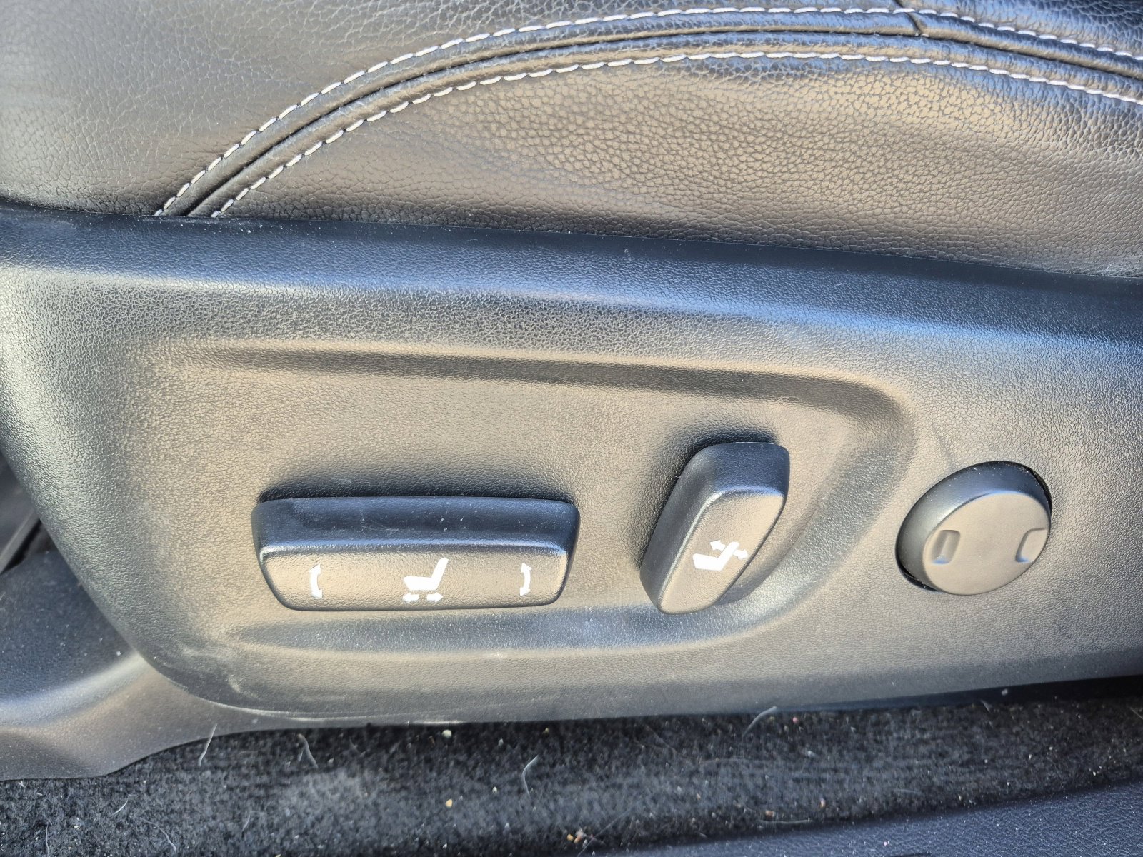 Used 2024 Toyota 4Runner Limited image 15