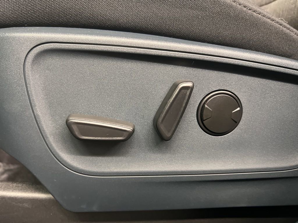 New 2026 Ford Maverick XLT AWD/4WD image 24