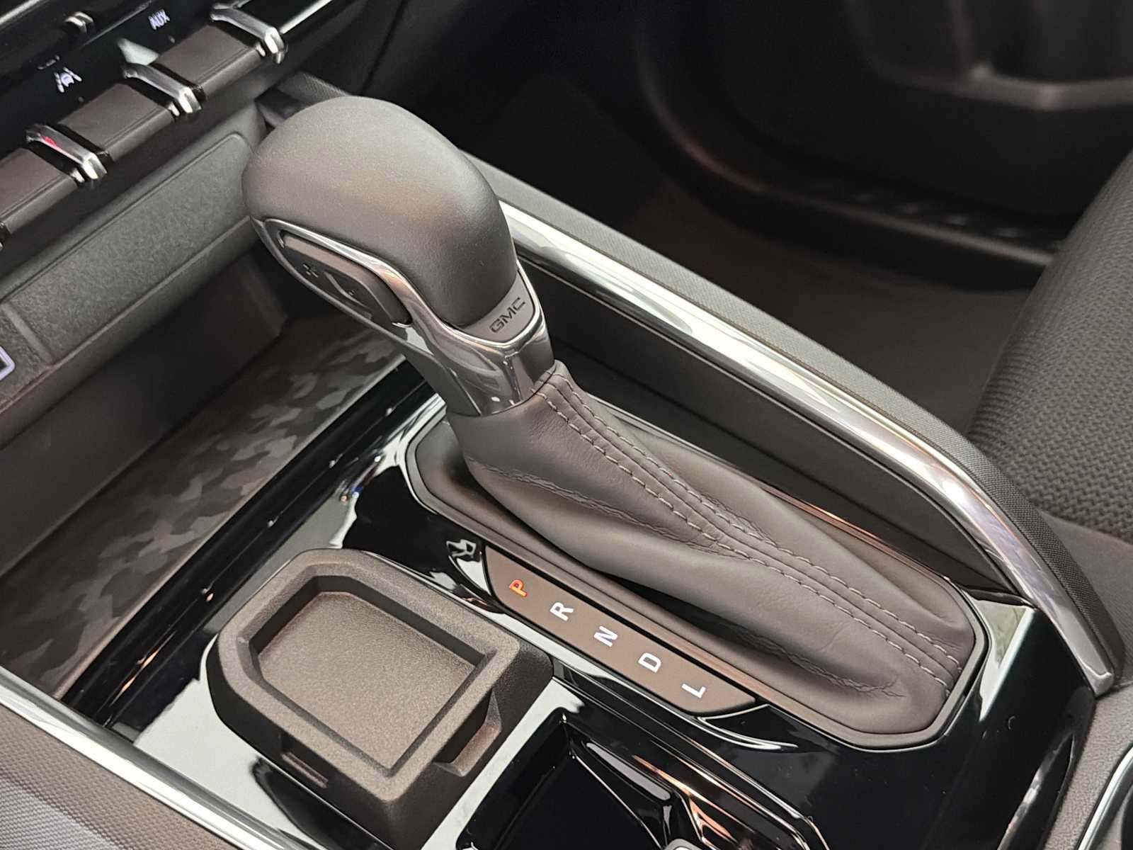 New 2026 GMC Canyon Elevation image 30