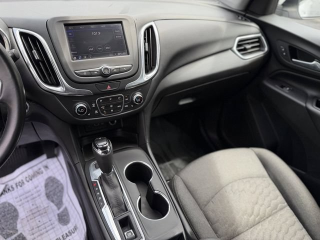 Used 2020 Chevrolet Equinox LT w/ Driver Convenience Package AWD/4WD image 14