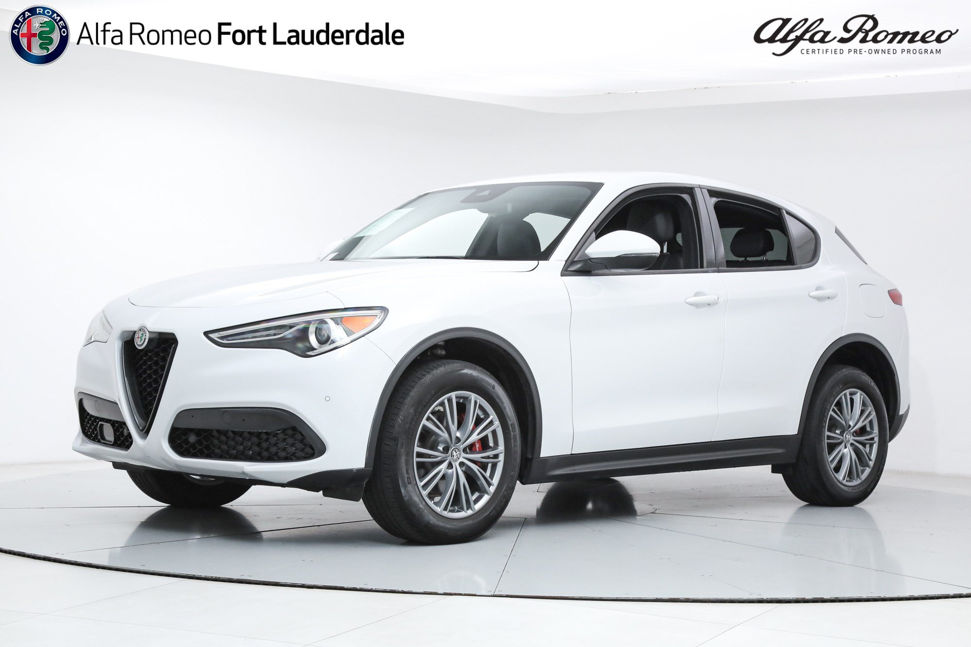 Used 2023 Alfa Romeo Stelvio Sprint AWD/4WD image 1