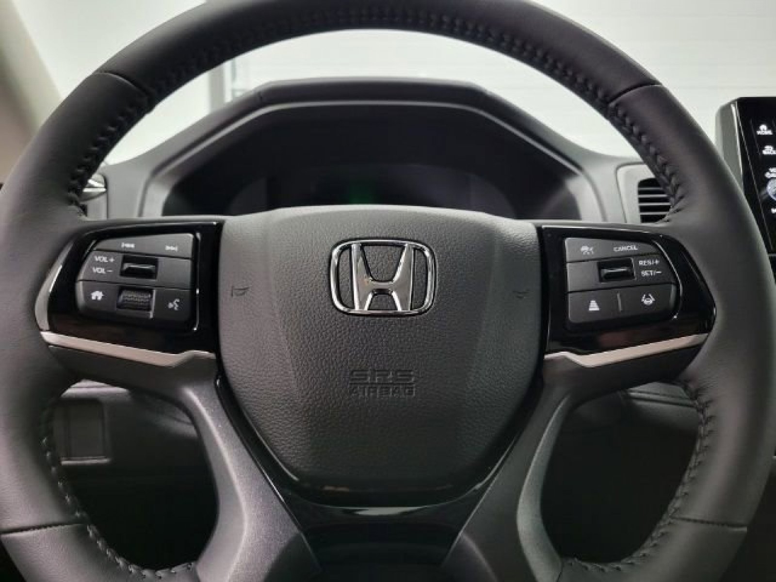 New 2026 Honda Odyssey Touring image 15