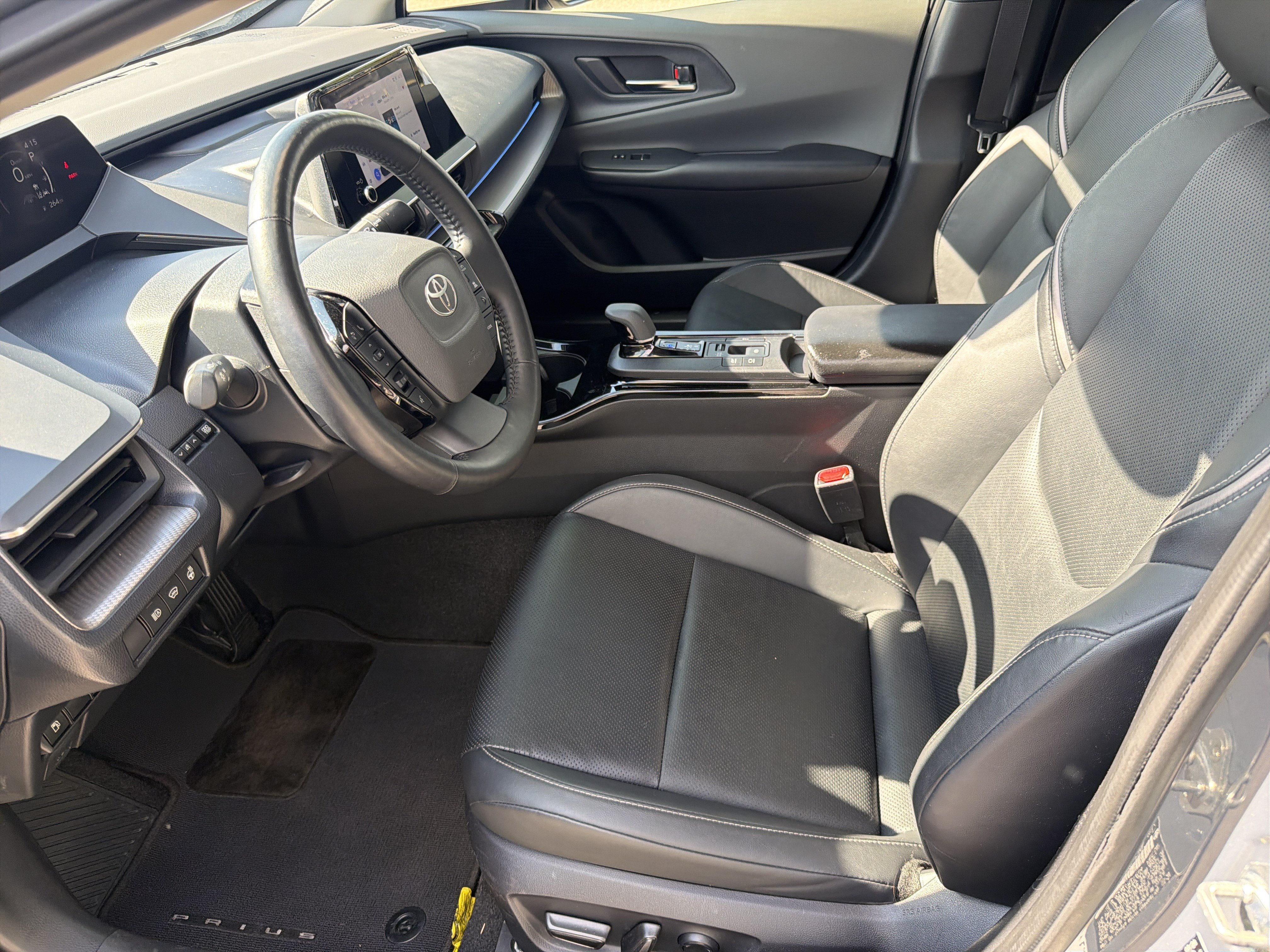 Certified 2024 Toyota Prius XLE AWD/4WD image 19