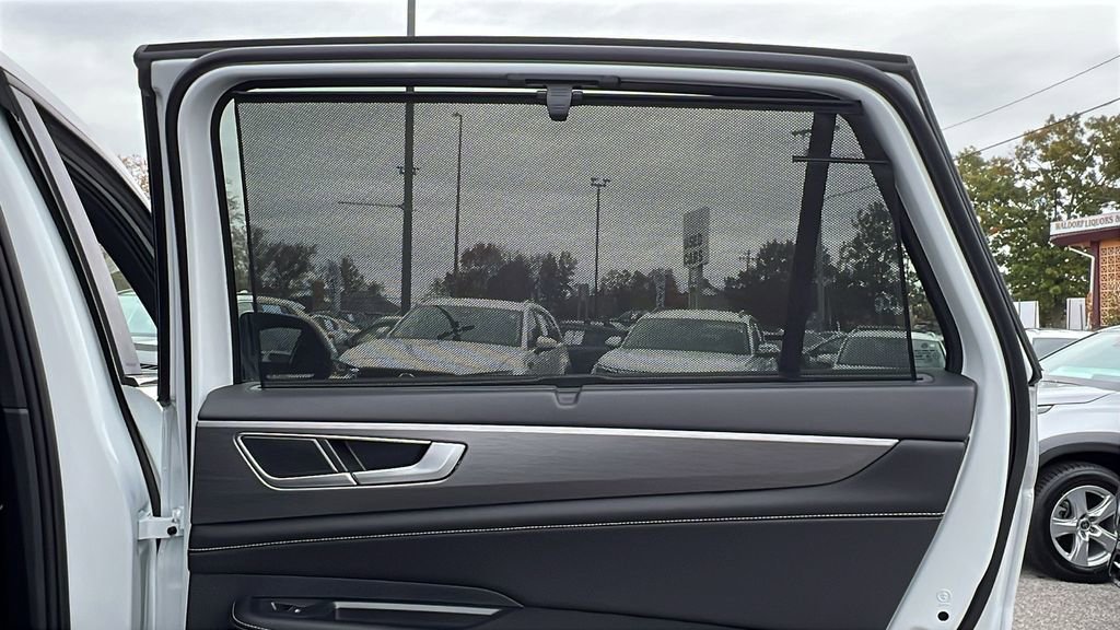 New 2026 Volkswagen Atlas Cross Sport SE image 14