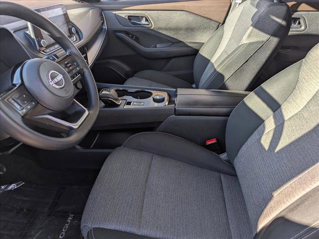 Used 2023 Nissan Rogue SV image 14