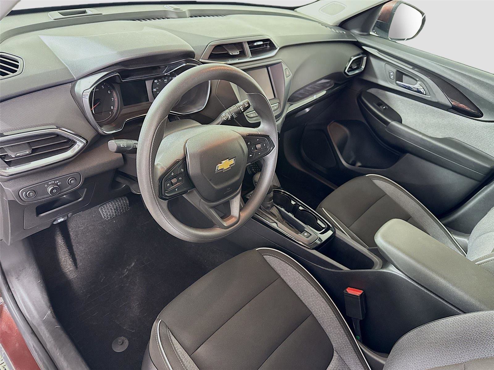 Certified 2022 Chevrolet TrailBlazer LT image 3