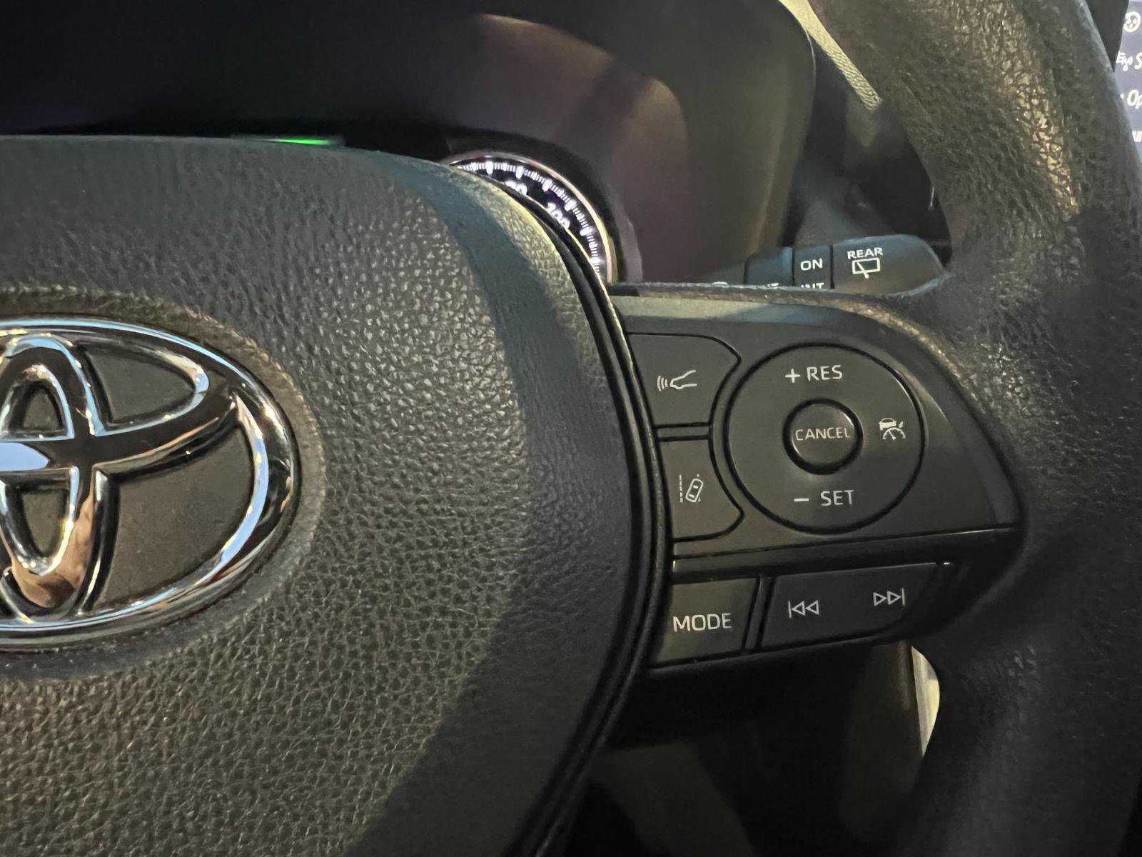 Certified 2022 Toyota RAV4 XLE image 23