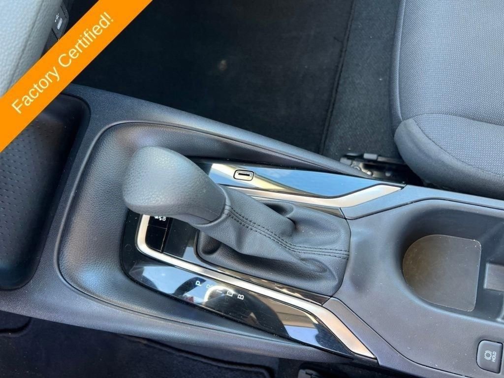 Used 2025 Toyota Corolla LE image 23