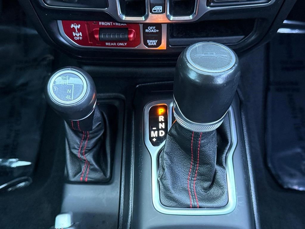 Used 2020 Jeep Gladiator Rubicon w/ Cold Weather Group image 30