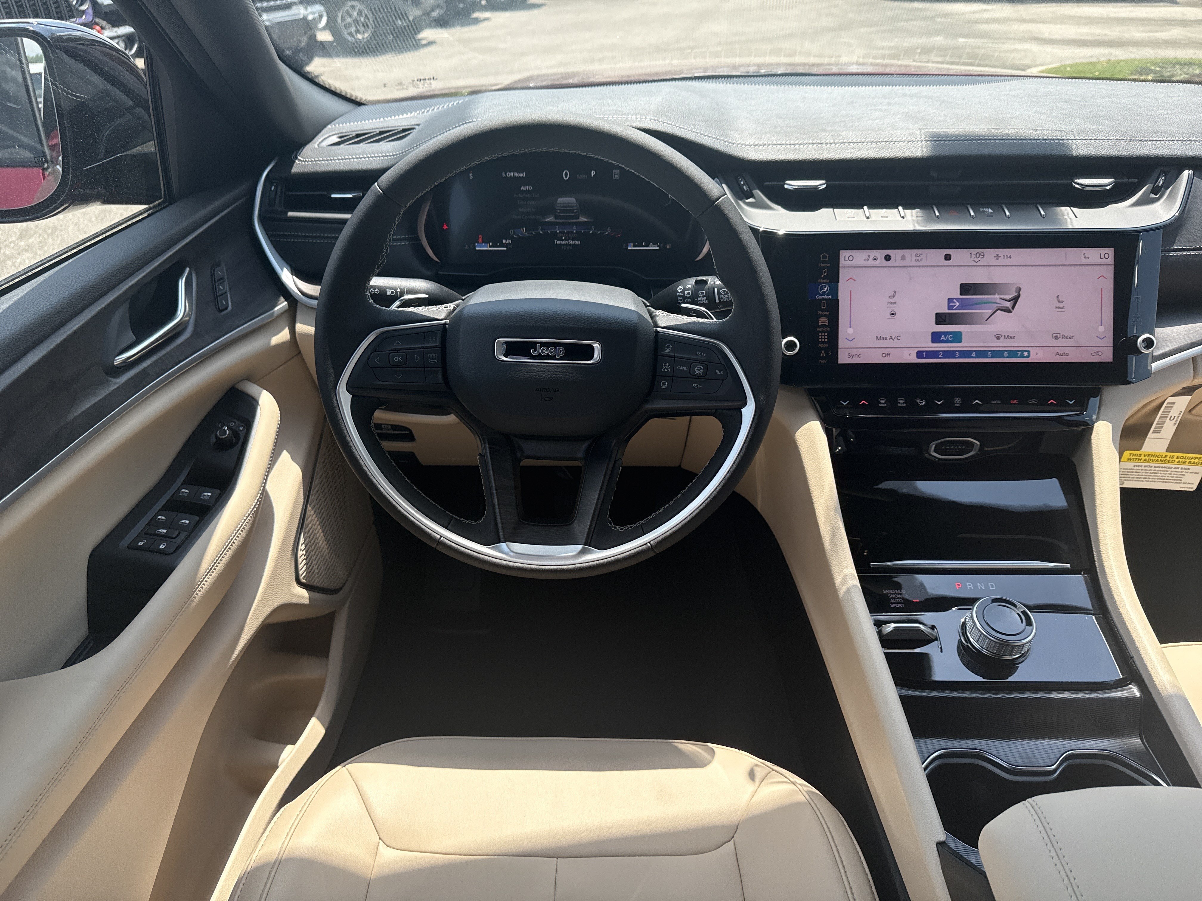 New 2026 Jeep Grand Cherokee Limited AWD/4WD image 25