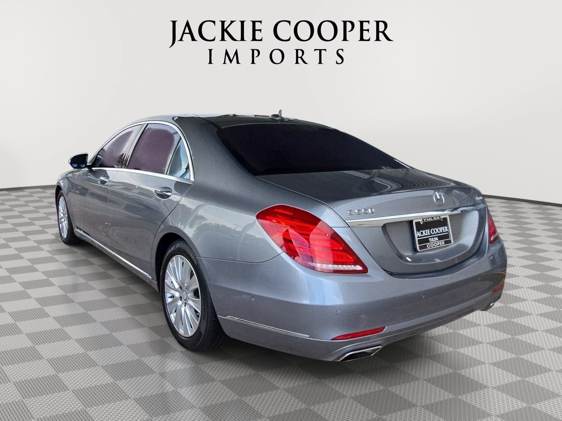Used 2015 Mercedes-Benz S 550 4MATIC Sedan image 7