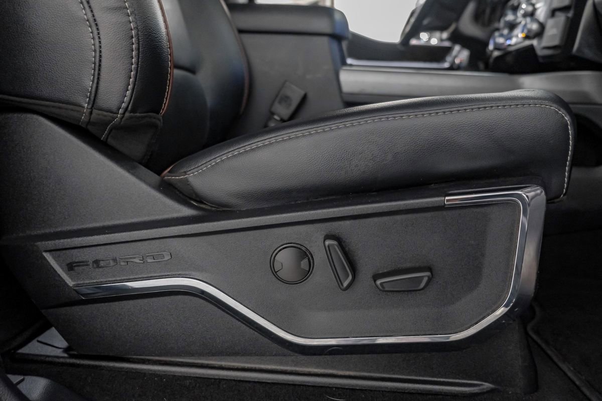 Used 2023 Ford F250 Lariat w/ Sport Appearance Package image 35