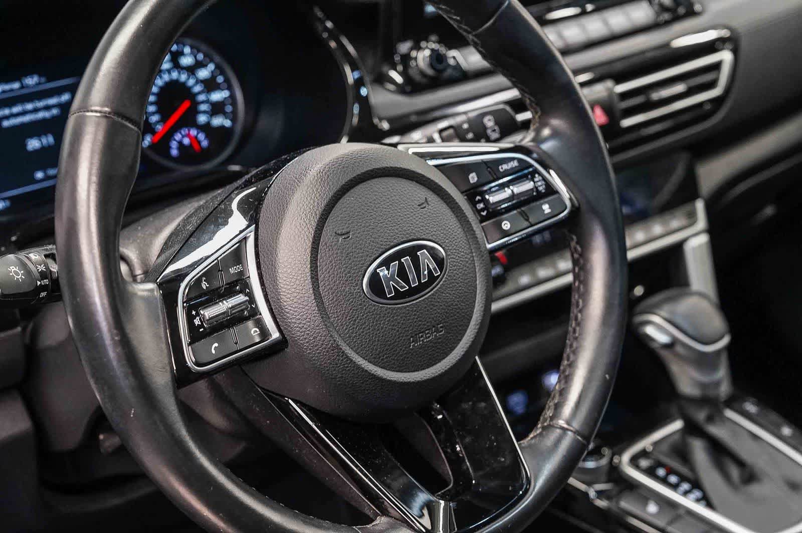 Used 2021 Kia Seltos SX w/ SX Sunroof Package AWD/4WD image 21
