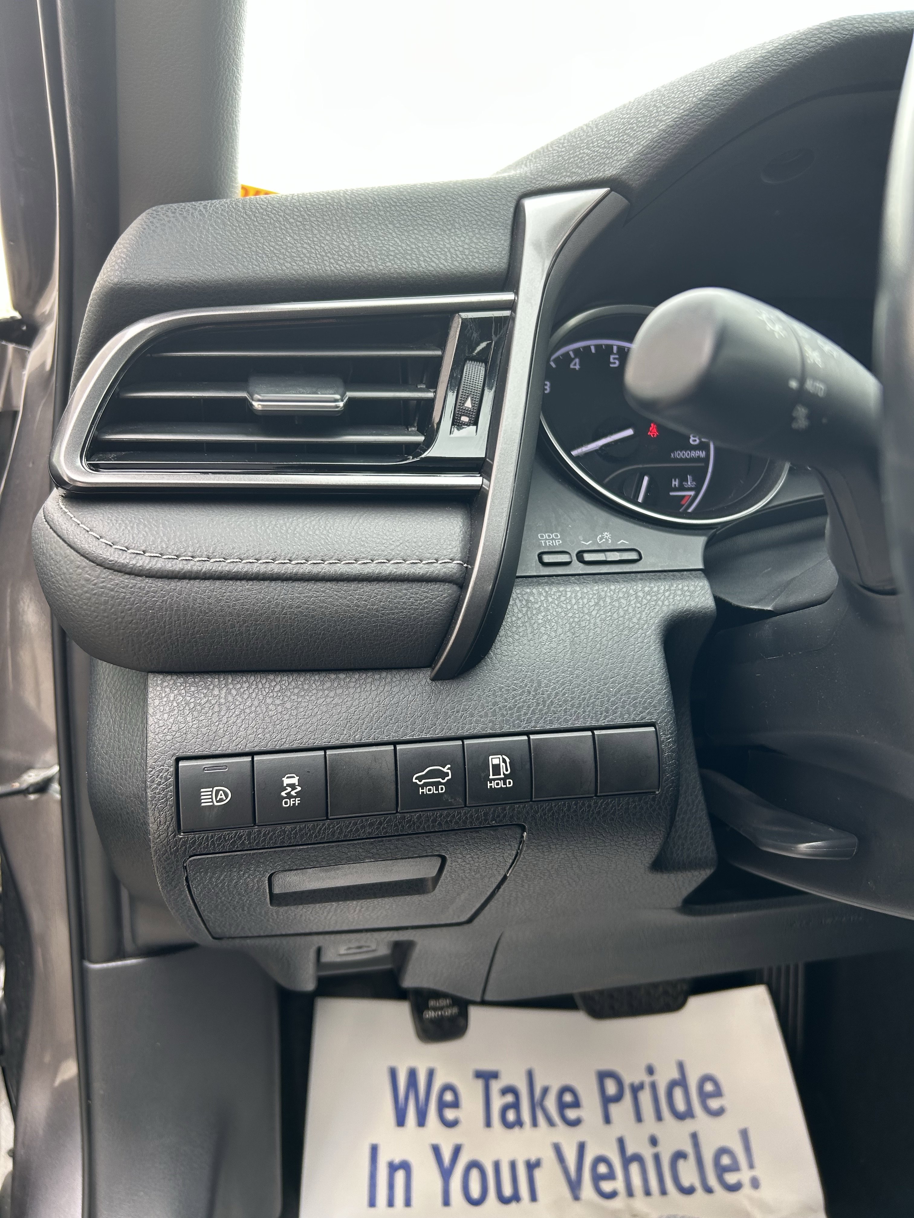 Certified 2024 Toyota Camry SE FWD image 16