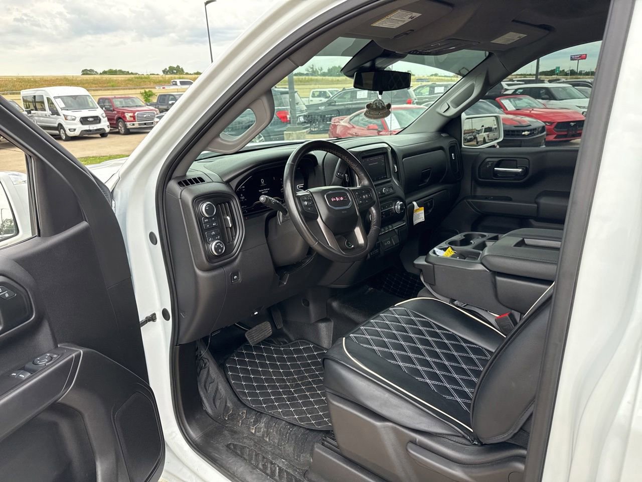 Used 2025 GMC Sierra 1500 Pro w/ Pro Value Package AWD/4WD image 17