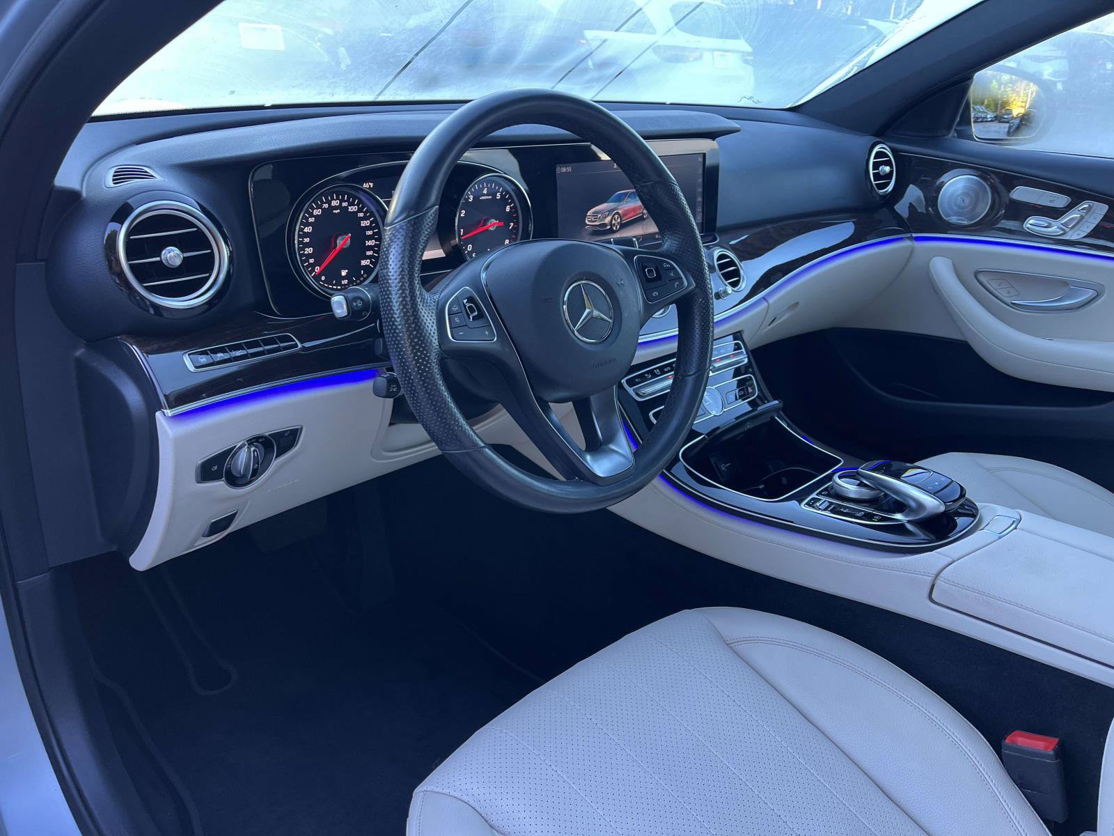 Used 2018 Mercedes-Benz E 300 image 38