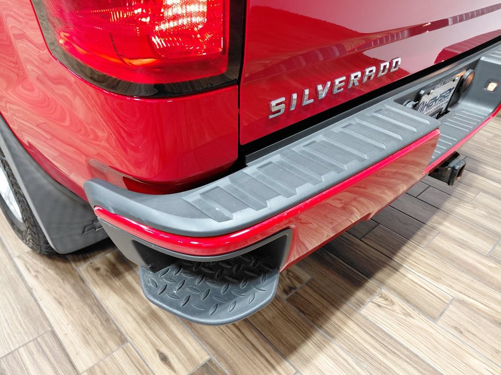 Used 2018 Chevrolet Silverado 1500 LT w/ All Star Edition AWD/4WD image 26